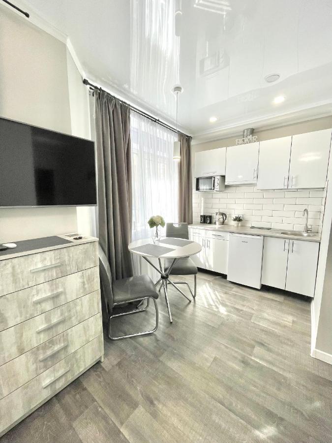 элегантная квартира-студия жк рич таун, Apartment